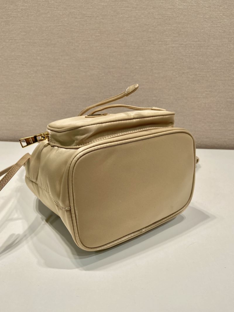 Pra*a bucket bags